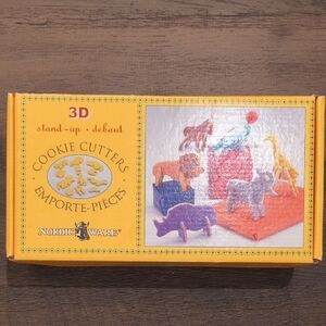 Nordic Ware 3D Stand-Up Animal Cookie Cutters, Gently Used
